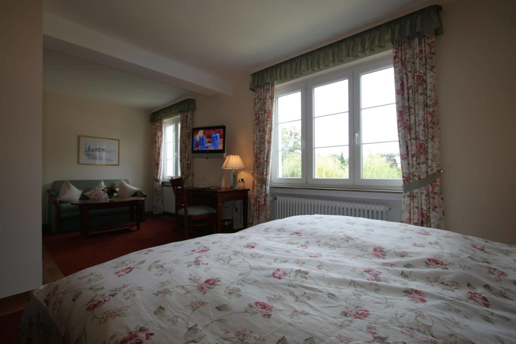 Hotel Muehle Binzen Extérieur photo